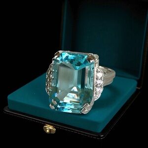 925 Sterling Silver Blue Emerald-Cut Cubic Zirconia CZ Statement Ring (Size 10)